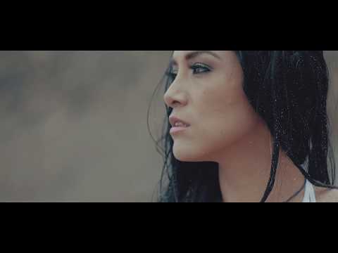 Katy Jara y Banda Mix -  "Solo Un Beso" Video Oficial 2017