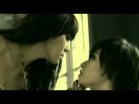 Brown Eyed Girls - Ga-In and Narsha epic ki... no wait wtf