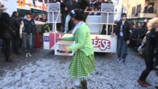 preview picture of video 'GREASE CARNAVAL GRANVILLE 2012.wmv'