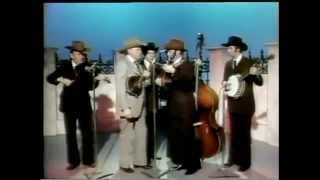 Bill Monroe &amp; the Bluegrass Boys - Workin&#39; On a Building (Live on The Wilburn Brothers Show)