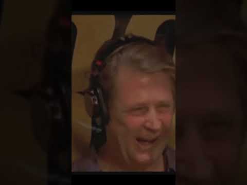 Brian Wilson finds out live on air that Ronnie Spector has covered "Don't Worry Baby"