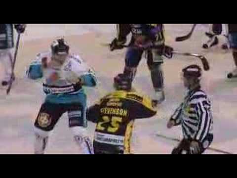 Stevenson vs. Mäkelä.. tai sitten ei, KalPa-Pelicans 271007
