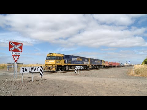 5AM5 Intermodal Containers With NR37 & NR87 (13/1/2023) - PoathTV Australian Trains