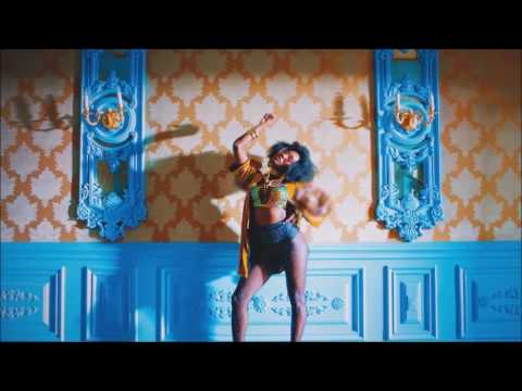 Khadija's Kweendom wishes Khadija Shari a happy birthday!!