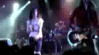 JULIETTE LEWIS BARCELONA LIVE American Boy
