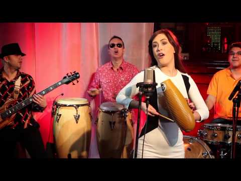 Srekjata so pari ne se kupuva - Tumbao Salsa Band (Official Video)