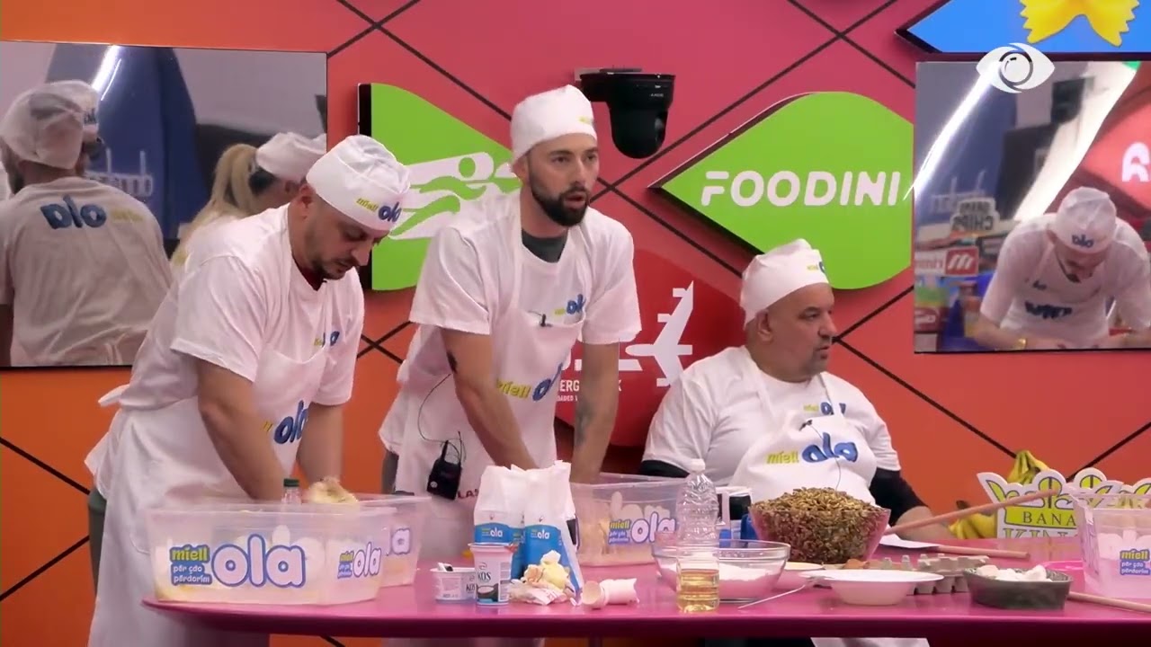 Banorët nisin përgatitjen e brumit për bakllavanë