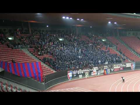 Fcz 0:4 FCB Muttenzerkurve mit einem Feuerwerk im Letzigrund