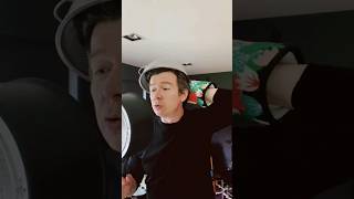 Rick Astley shows the right way to sing his &#39;Never Gonna Give You Up&#39;