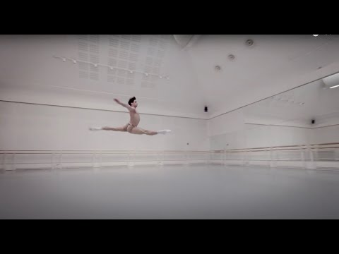 Cesar Corrales as Acteon