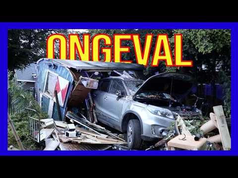 Auto  dwars door keet - VOLUNTEERS DUTCH FIREFIGHTERS -