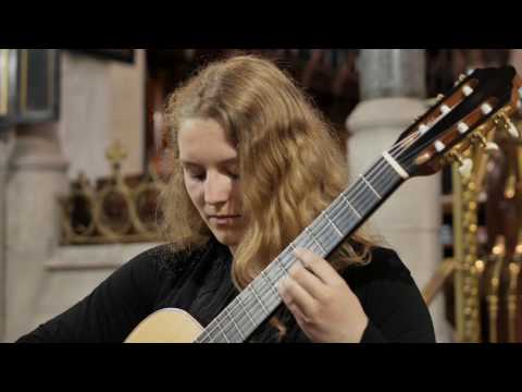 En los trigales by Joaquín Rodrigo. Tatjana Engling (Guitar).