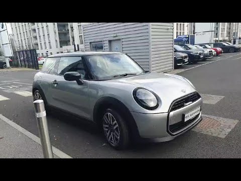 Mini Cooper Cooper C 3 Door - Image 2