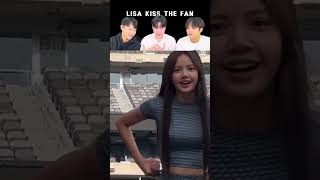 Download lagu LISA - The moment she kissed a fan 😘 #blackpink #lisa mp3