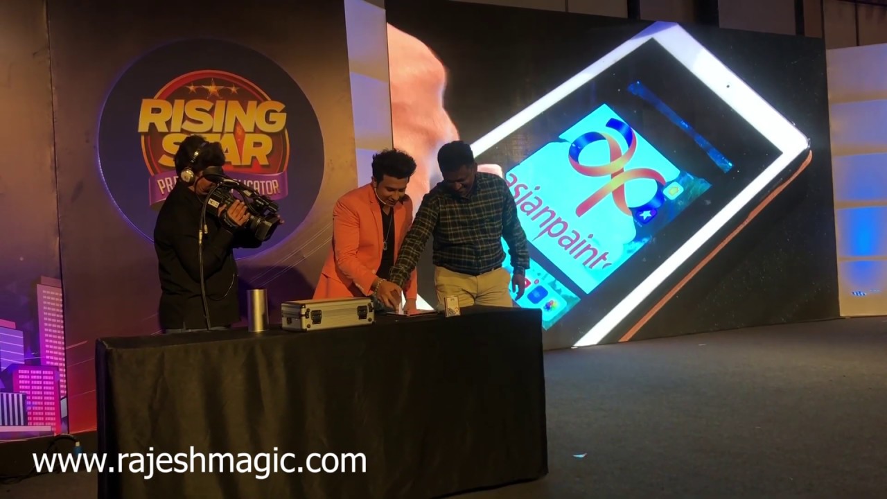 Rajesh kumar ipad magic at JW Marriott Mumbai Sahar for corporate event