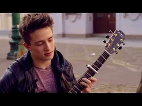 Leo Stannard - Please Don't (acoustic) // Småll Sessions