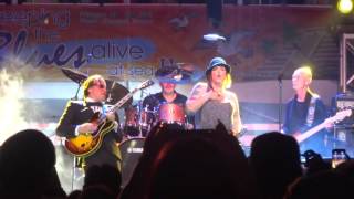 Joe Bonamassa &amp; Beth Hart - Rhymes - KTBA at Sea II