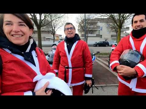 21-12-2025 ALBIGNASEGO CELEBRATES WITH THE FANTASTIC PARADE OF SANTA CLAUSES ON MOTORCYCLES, WOND...