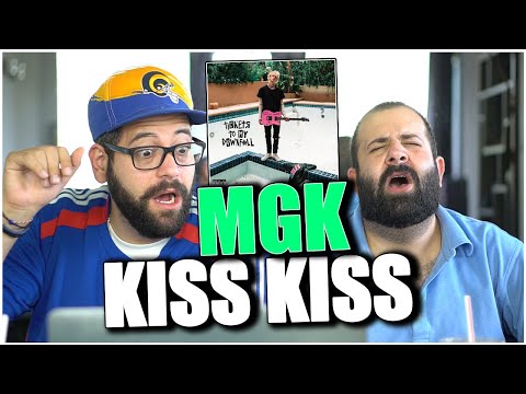 KISS KISS THE BOTTLE ALL NIGHT!! Machine Gun Kelly - kiss kiss (Official Audio) *REACTION!!
