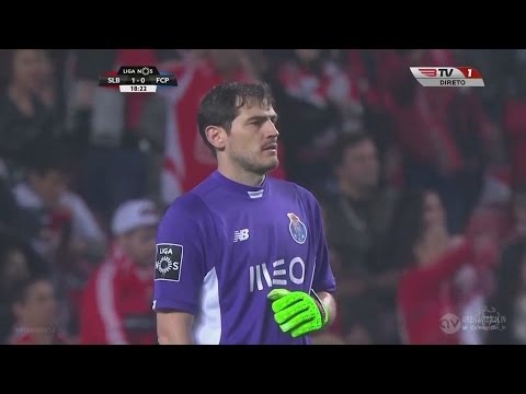 Iker Casillas vs Benfica (Away) 12/02/2016