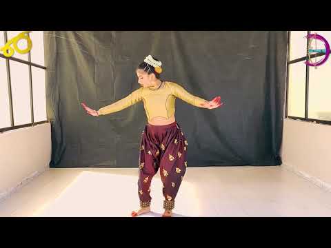 GIT-8-0368 : Kamana Menghani : Dancing