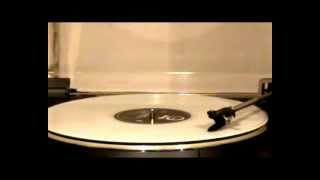 White Zombie - Knuckle Duster (Radio 1-A)_Thunder Kiss '65 (33RPM 33Toeren).wmv