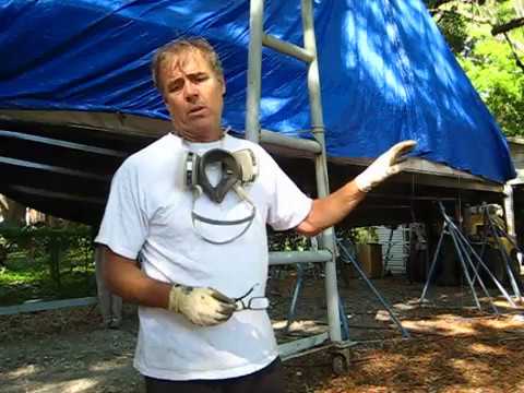 Spraying Black Widow Bottompaint ( 3rd Coat )