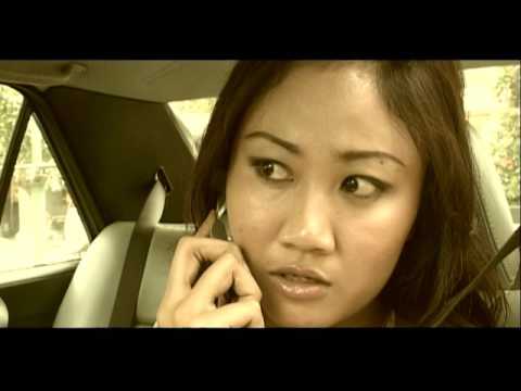 nanoe Biroe - Matan Iluhe Mobil (Official Music Video)