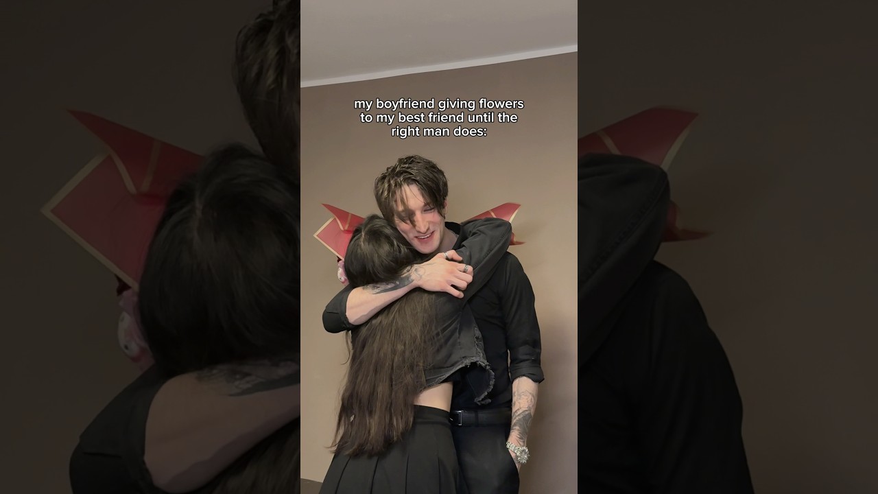 gotta be there for eachother 💐 #couple #couplegoals #couplecomedy