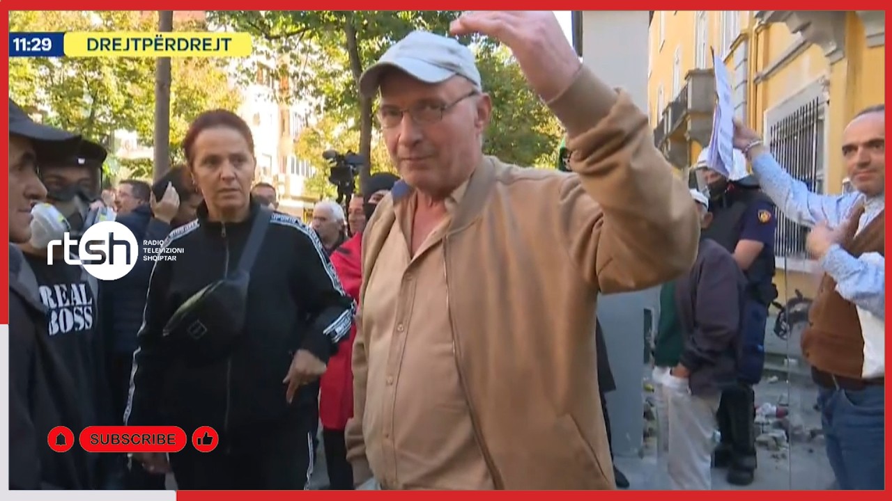 Incident gjatë protestës, qytetari godet kamerën e RTSH-së