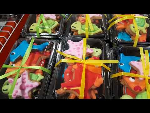 Many types of cake & pastries