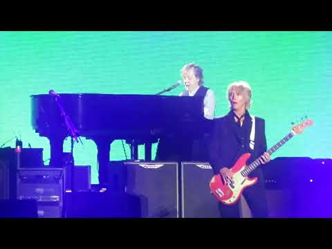 Nineteen Hundred and Eighty Five - Paul McCartney (Montevideo 2024)
