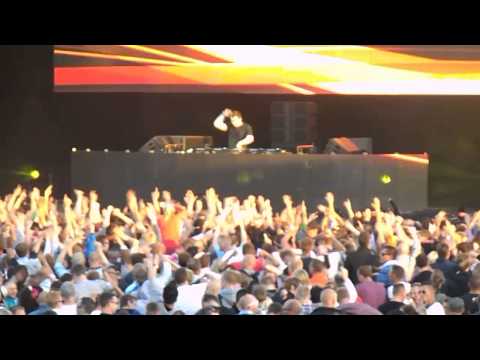 Hardwell Live @EDM CPH 08.06.2013 (Tiesto, Hardwell, Steve Angello, Rune RK )