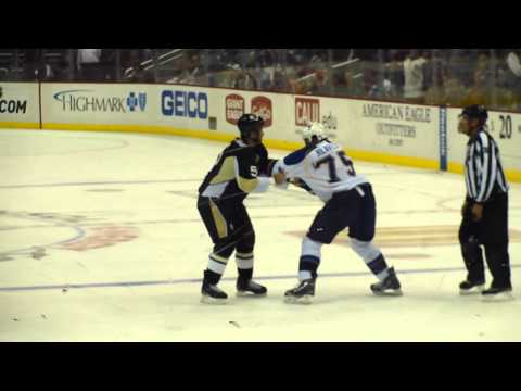 Deryk Engelland vs Ryan Reaves 11/23/2011