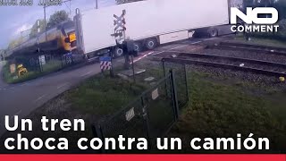 Un tren choca contra un camión en un paso a nivel en Países Bajos