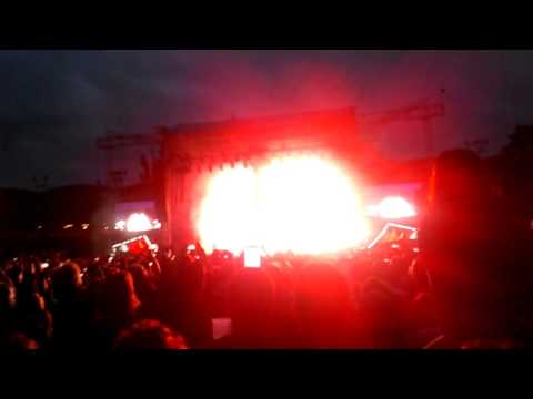 Thumbnail for Queen + Adam Lambert Live in Linz 2016 | One Vision (Intro) by Queen
