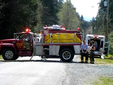 Apparatus at the Hollywood Rd fire scene..