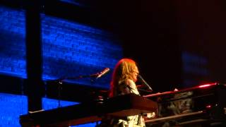 Tori Amos - Oysters - Linz 2014 FULL HD