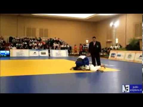 Judo 2013: Rodrigues (BRA) - Gilly (FRA) [-40kg] rep