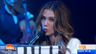 Download lagu Delta Goodrem   Dear Life Today mp3