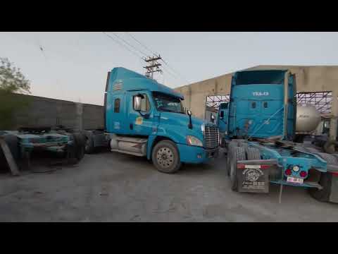 Renuncio me despido de la linia Royal Transports.