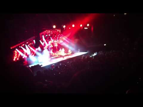 Status Quo O2 Arena 15th Dec 2013 Looking Out For Caroline