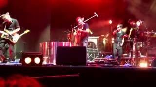 Daniele Silvestri - Cohiba - + Finale Caparezza e Silvestri suonano insieme live - 19/08/16