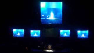 Brian McKnight singing Cherish live at Araneta