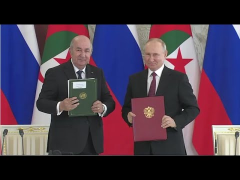 كيفية استقبل بوتن لتبون