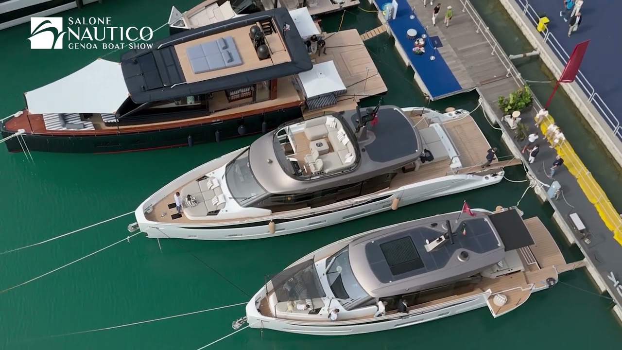 Azimut Seadeck 7 - 64°Salone Nautico di Genova