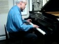 Terry Waldo Demonstrates The Stride Piano Technique
