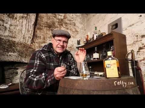 ralfy review 771 - White Horse Blended Scotch (circa 1970)