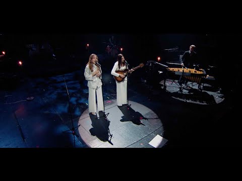 First Aid Kit - Suzanne (Who by Fire - Live)