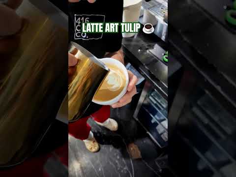 Pouring a beautiful latte for one of our guests in Grimsby ❤️☕️ #barista #homebarista #latterart